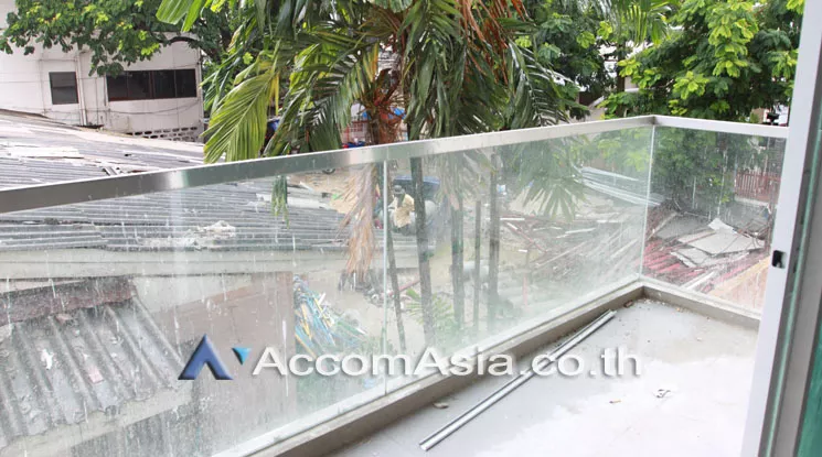 11  Office Space For Rent in Sukhumvit ,Bangkok BTS Thong Lo AA18192